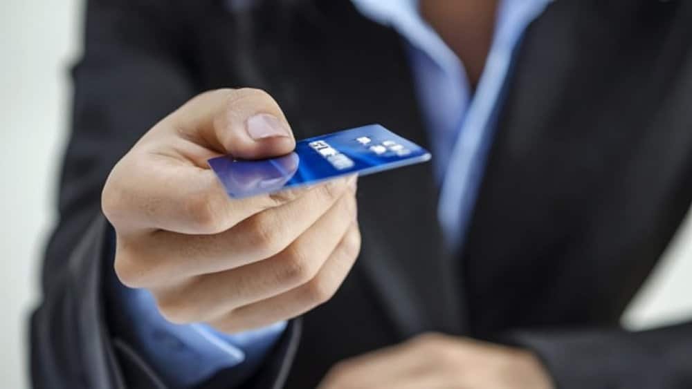 Como escolher um cartão de crédito para o seu negócio