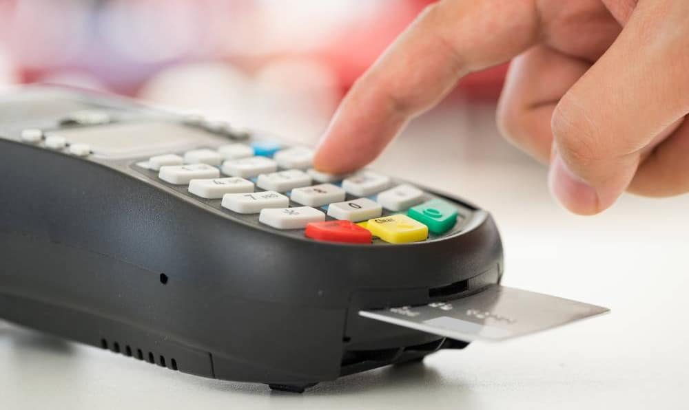 Máquina de cartão de crédito e débito: qual a melhor para meu negócio?